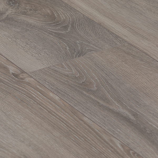 Piso laminado Mamut Plus 10 mm Highland Oak Silver