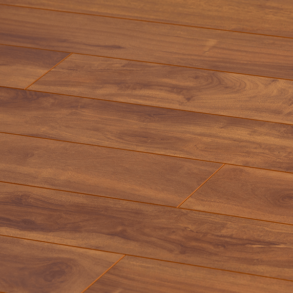 Piso laminado SPLENDOR - 8 mm
