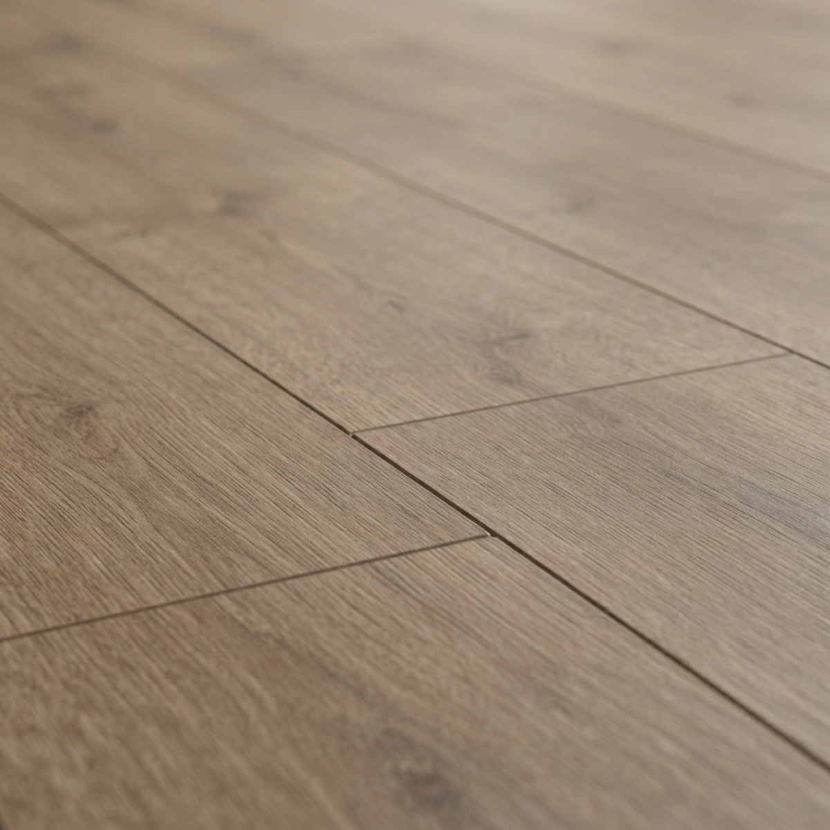 Piso laminado IMPERIAL PLUS - 8 mm